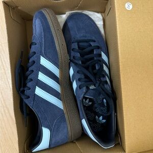 New with box adidas handball spezial navy gum